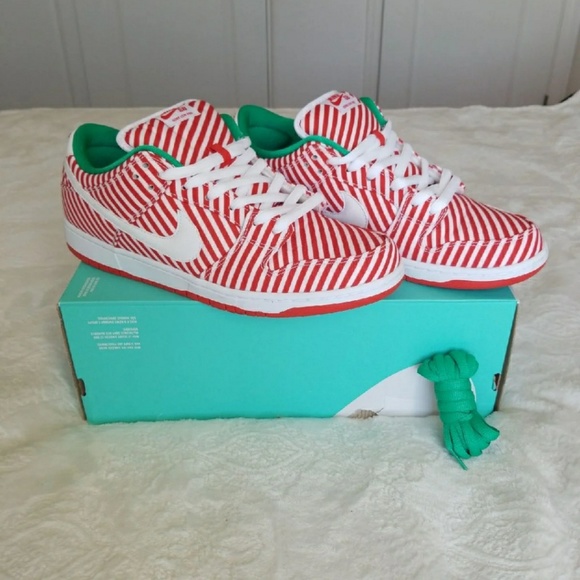 candy cane dunks